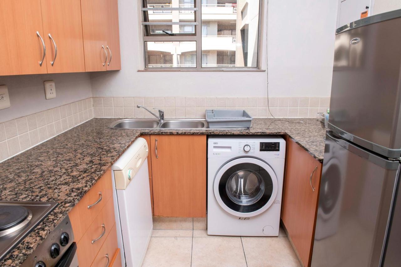 Grayston Exec Apartments 요하네스버그 외부 사진